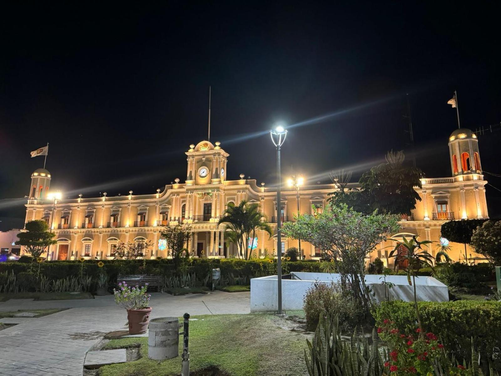 Hotel El Mexicano Tepic Centro Bagian luar foto