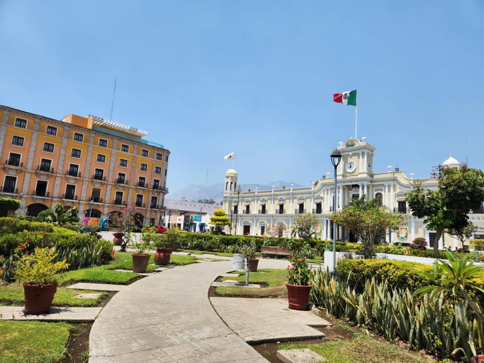 Hotel El Mexicano Tepic Centro Bagian luar foto