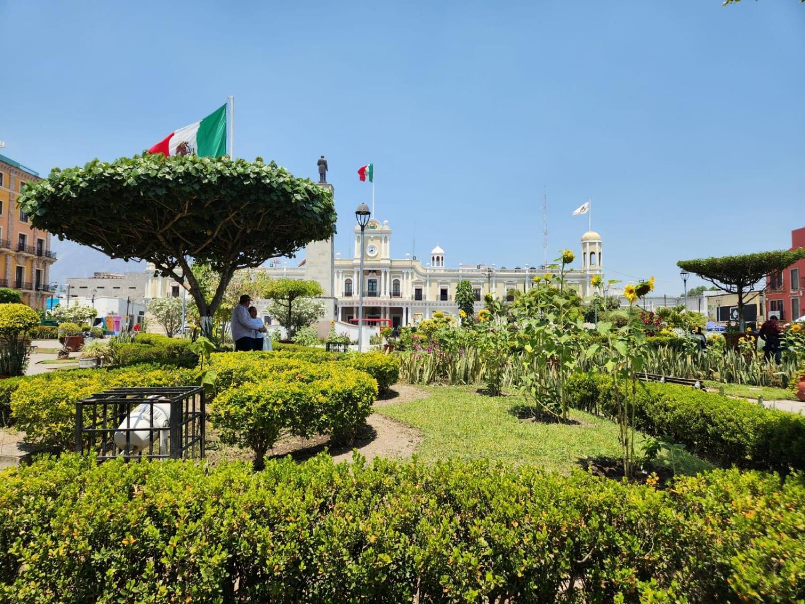 Hotel El Mexicano Tepic Centro Bagian luar foto